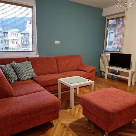 D&d Centar スコピエ