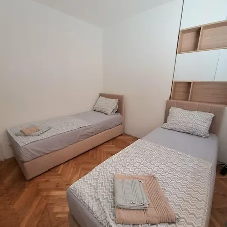D&d Centar Apartment *